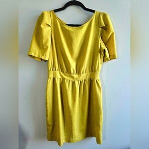BCBGeneration - Mustard Dress With Unique Open Back Design & Pockets - Size 6
